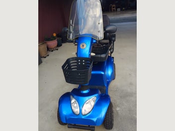 Image 1 of 5