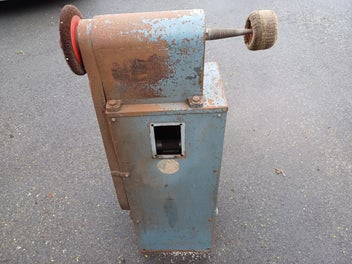 Image 1 of 7