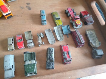 Image 1 of 6
