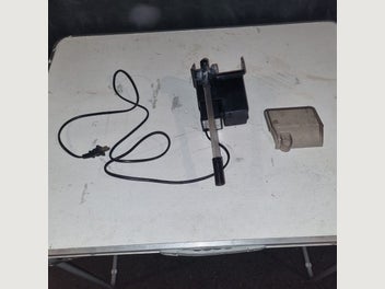 Image 1 of 3