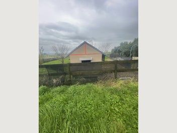 Image 1 of 8