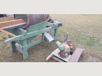 Image 1 of 7