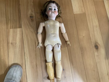 Image 1 of 7