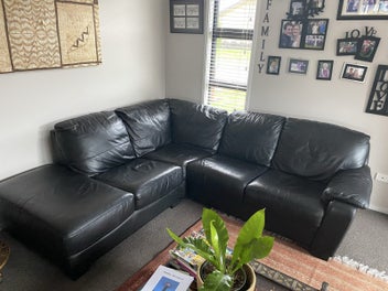 Image 1 of 8
