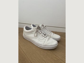 Image 1 of 7