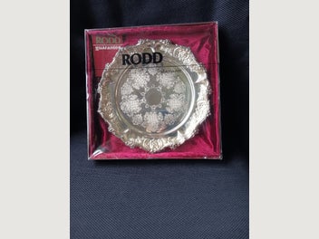 Image 1 of 4