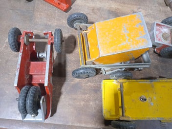 Image 1 of 6