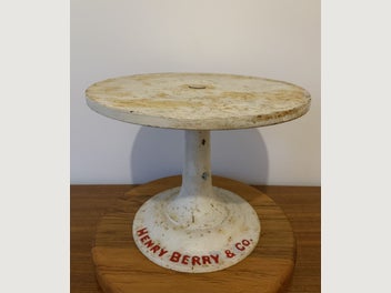Image 1 of 10