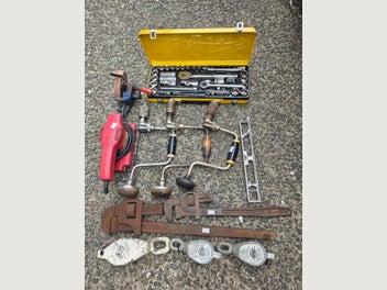 Image 1 of 5