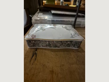 Image 1 of 4
