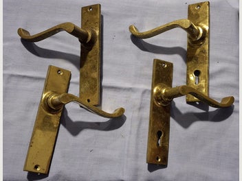 Image 1 of 3