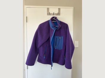 Image 1 of 4