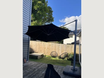 Image 1 of 8