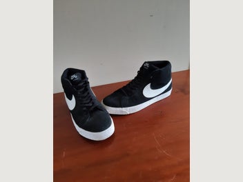 Image 1 of 5