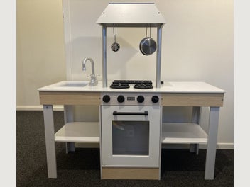 Image 1 of 6