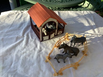 Image 1 of 5