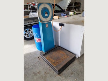 Image 1 of 5