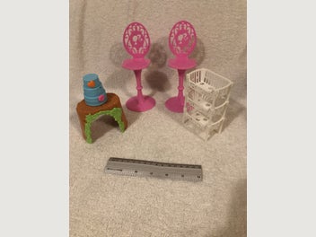 Image 1 of 4