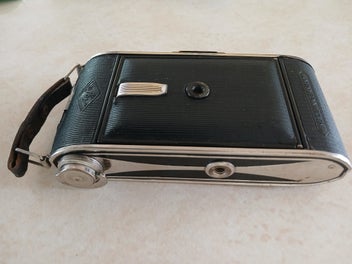 Image 1 of 5