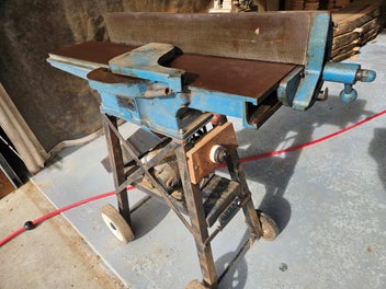 Image 1 of 6