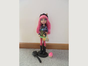 Image 1 of 6