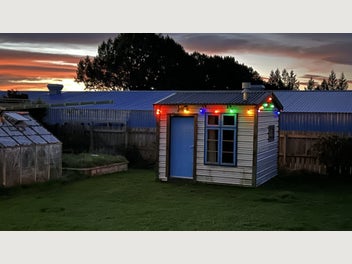 Image 1 of 5