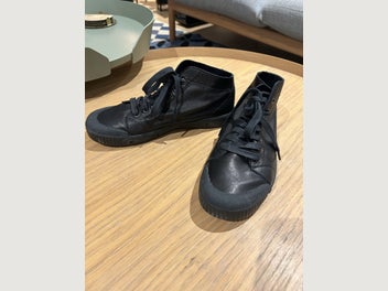 Image 1 of 6