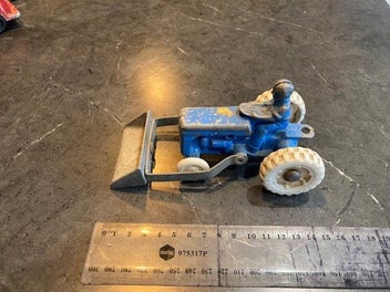 Image 1 of 5