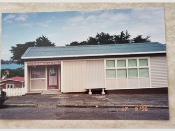 Image 1 of 2