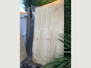 Image 1 of 5