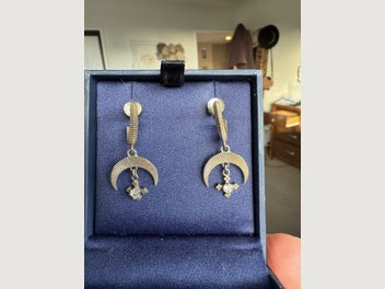 Image 1 of 1