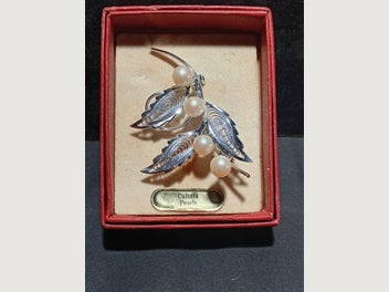 Image 1 of 1