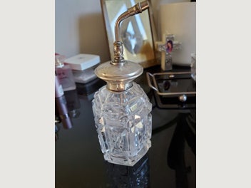 Image 1 of 1