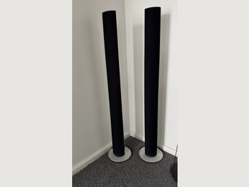 Image 1 of 7