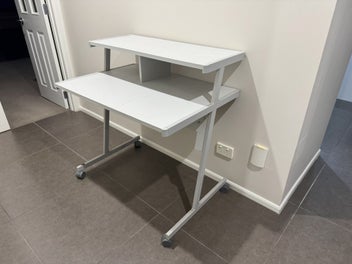Image 1 of 4