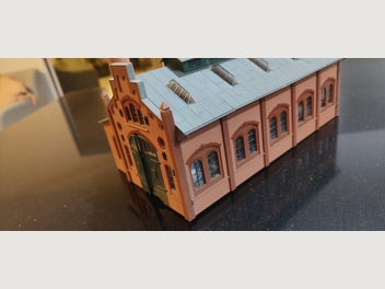 Image 1 of 5