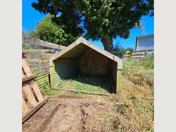 Image 1 of 5