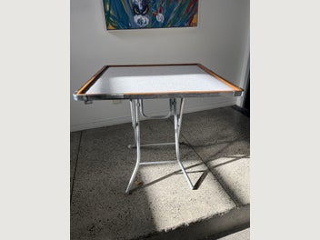 Image 1 of 7