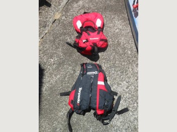 Image 1 of 7