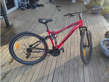Image 1 of 4