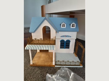 Image 1 of 6