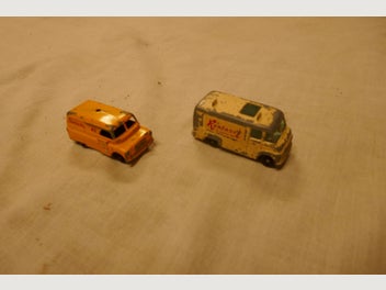Image 1 of 3