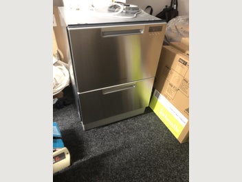 Image 1 of 8