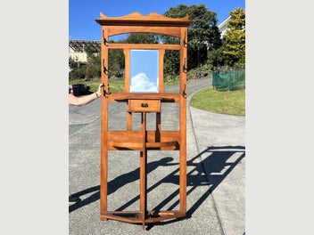 Image 1 of 6
