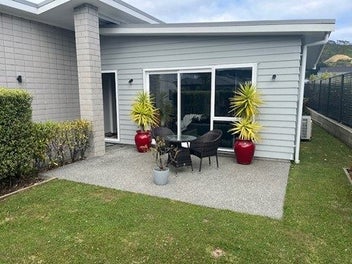 Image 1 of 8
