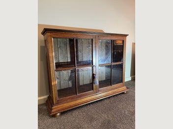 Image 1 of 7