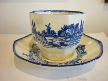 Image 1 of 6