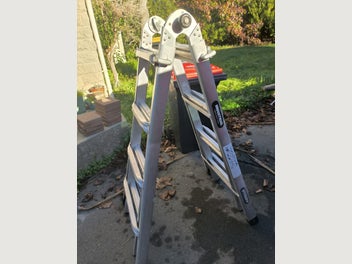 Image 1 of 3