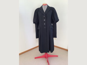 Image 1 of 7