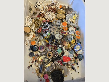 Image 1 of 7